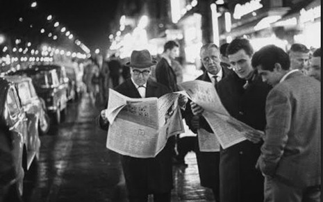 Karma App Studio,black and white photography,old photo,men reading newspaper